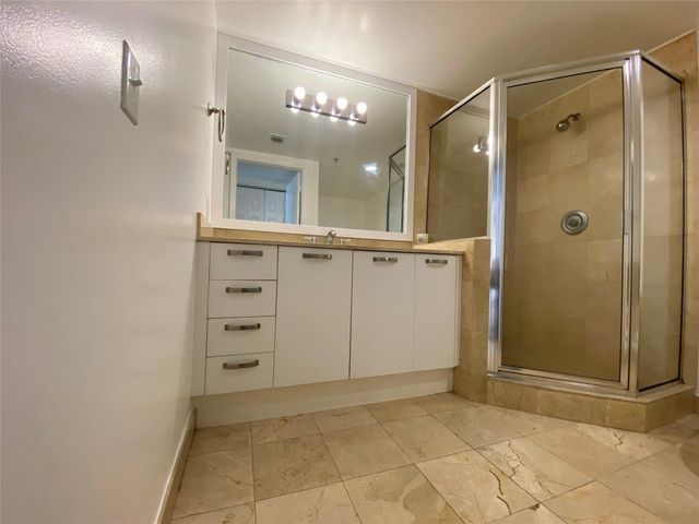 2030 S DOUGLAS Road 403, Coral Gables, FL 33134