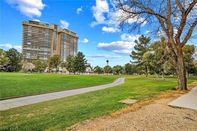 3111 Bel Air Drive 17C, Las Vegas, NV 89109