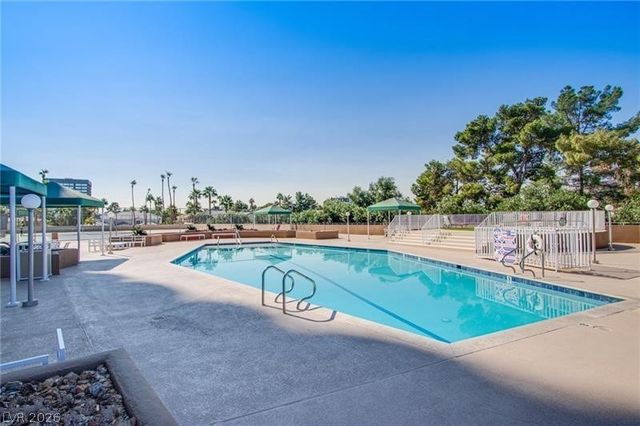 3111 Bel Air Drive 17C, Las Vegas, NV 89109