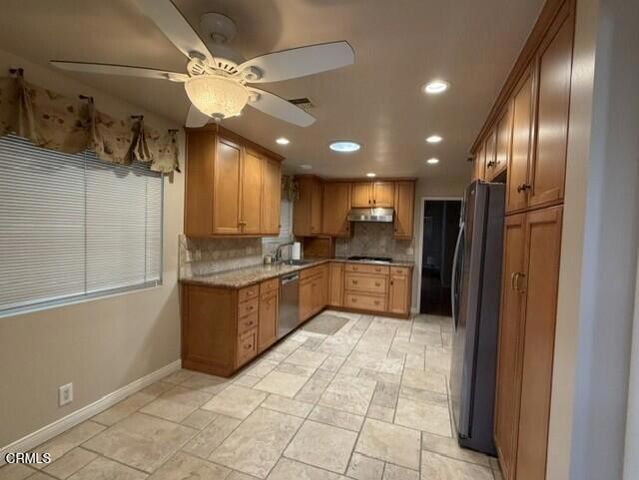 3040 Orange Avenue, La Crescenta, CA 91214