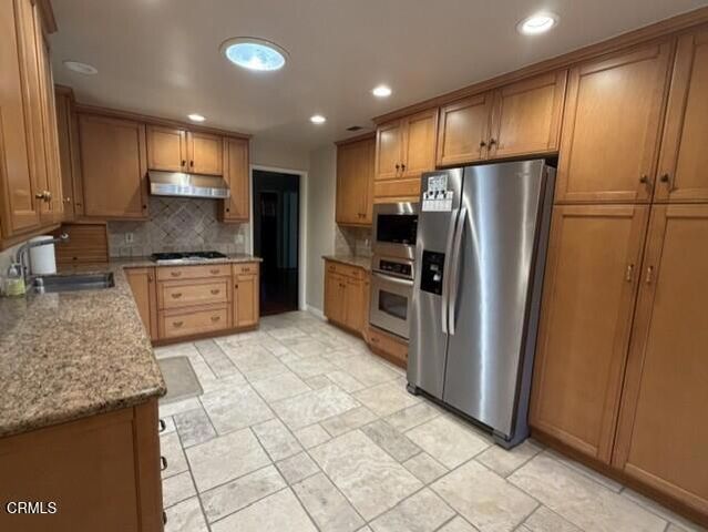 3040 Orange Avenue, La Crescenta, CA 91214