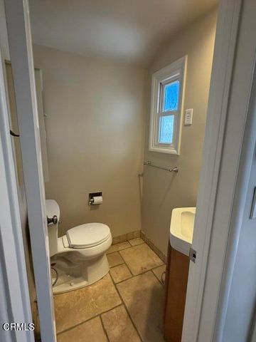3040 Orange Avenue, La Crescenta, CA 91214