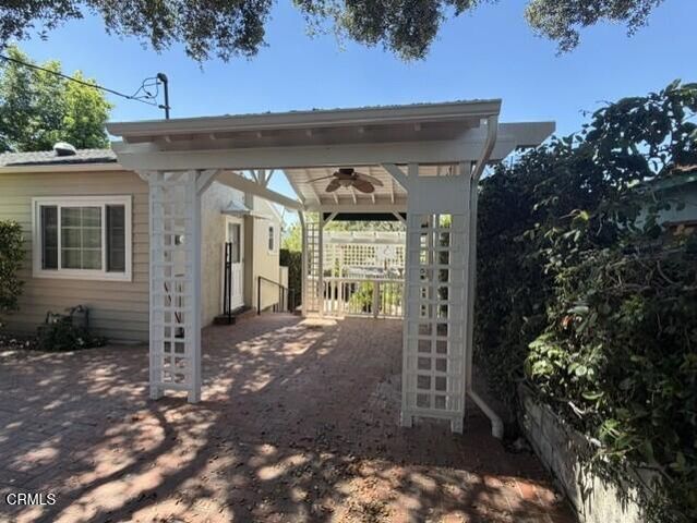 3040 Orange Avenue, La Crescenta, CA 91214