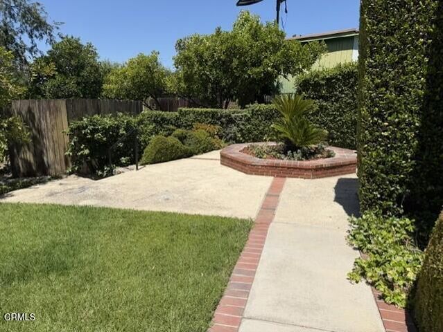 3040 Orange Avenue, La Crescenta, CA 91214