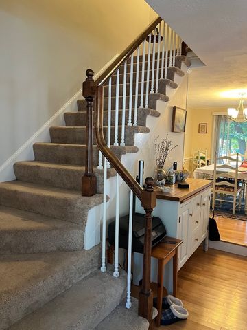 178 Wellman Ave 178, Chelmsford, MA 01863