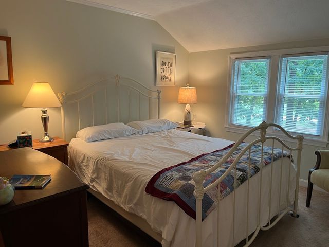 178 Wellman Ave 178, Chelmsford, MA 01863