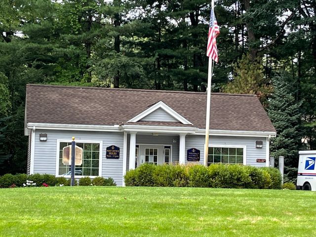 178 Wellman Ave 178, Chelmsford, MA 01863