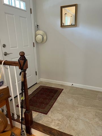 178 Wellman Ave 178, Chelmsford, MA 01863