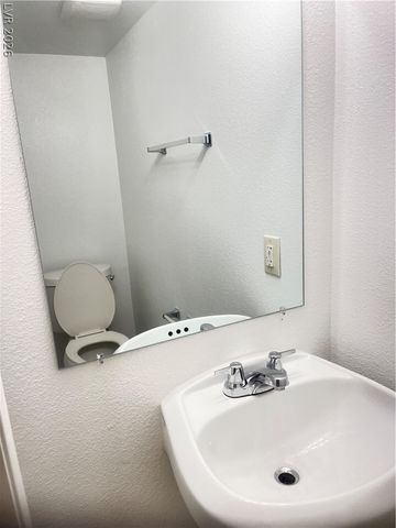 592 Sea Shell Lane, Las Vegas, NV 89110