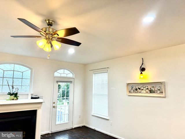 42439 MALACHITE TER, Brambleton, VA 20148