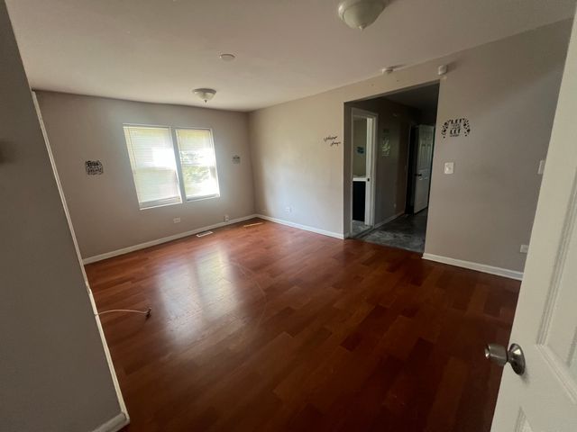 11516 S Yale Avenue, Chicago, IL 60628