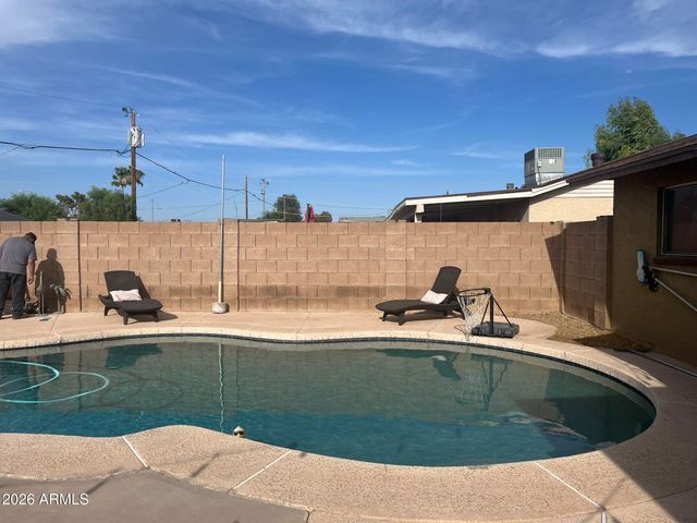 132 W ELY Lane W, Avondale, AZ 85323
