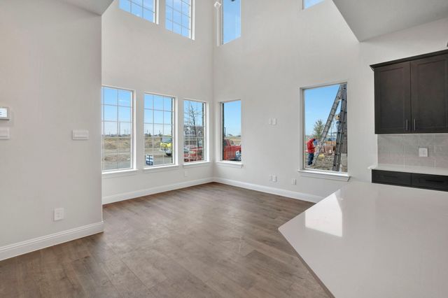 8903 Shoppers Lane, Plano, TX 75024