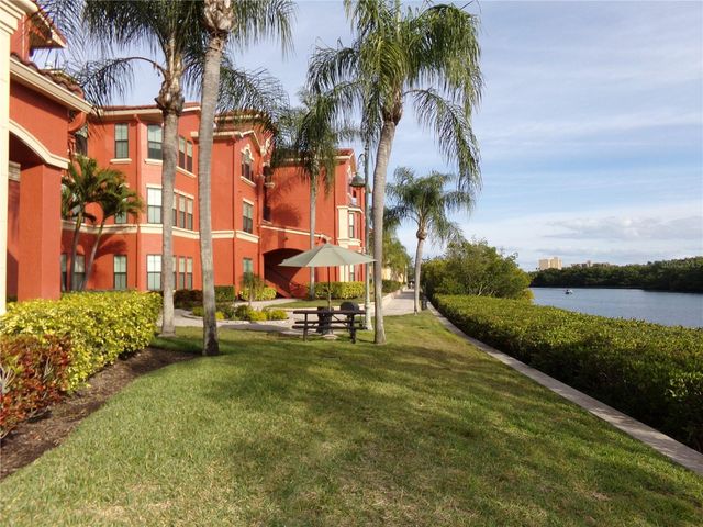 2713 VIA MURANO 239, Clearwater, FL 33764
