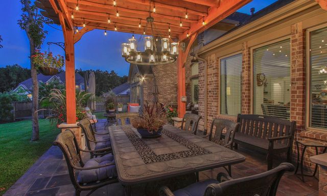 1004 Ivy Meadow Lane, Pinehurst, TX 77362