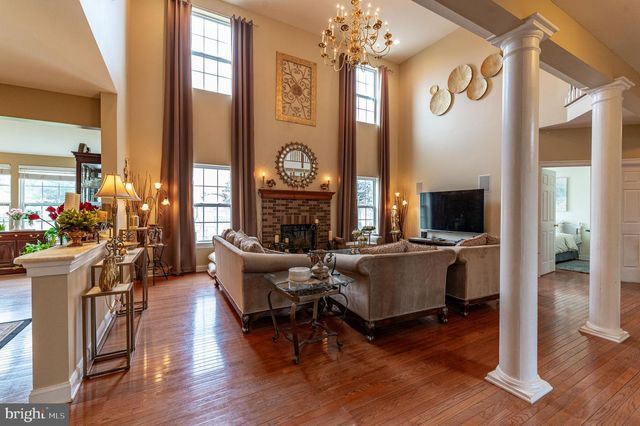 4415 CROSSWINDS DR, Easton, PA 18045