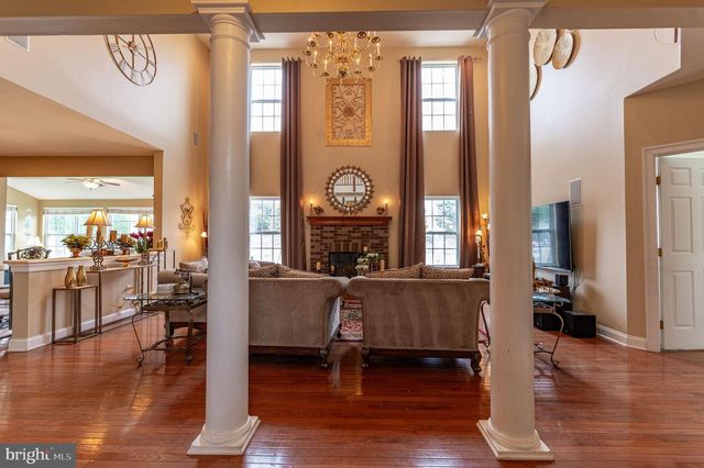 4415 CROSSWINDS DR, Easton, PA 18045