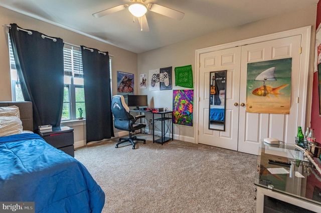 4415 CROSSWINDS DR, Easton, PA 18045