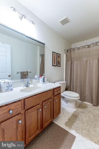 4415 CROSSWINDS DR, Easton, PA 18045