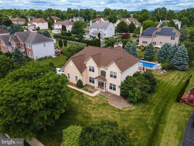 4415 CROSSWINDS DR, Easton, PA 18045