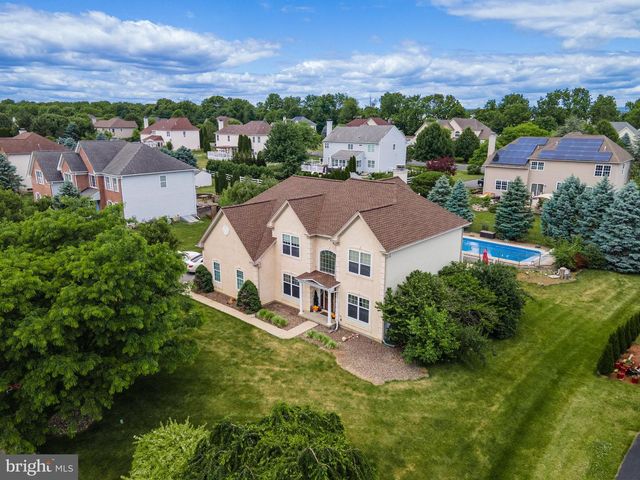 4415 CROSSWINDS DR, Easton, PA 18045