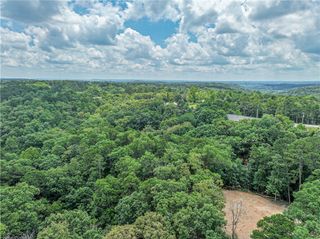 E Van Buren, Eureka Springs, AR 72632