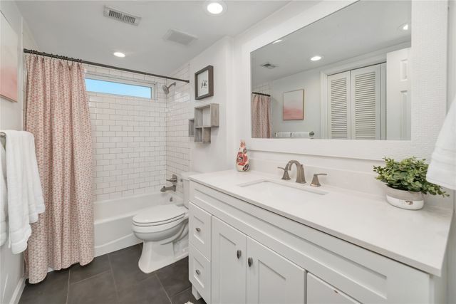 7705 El Pensador Drive, Dallas, TX 75248