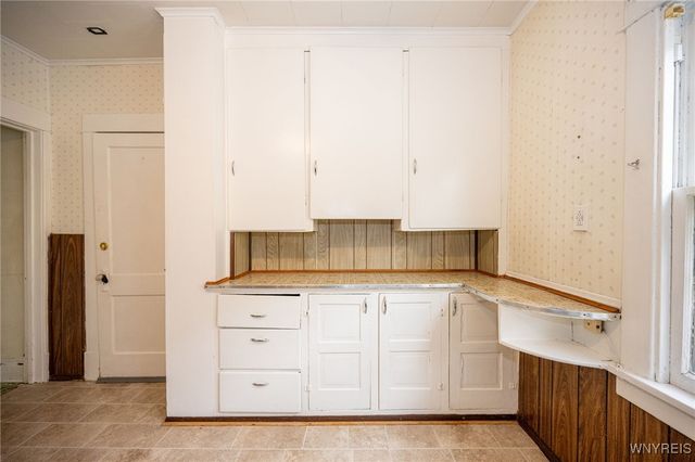 32 Magnolia Avenue, Buffalo, NY 14220