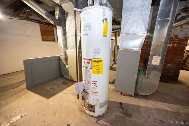 32 Magnolia Avenue, Buffalo, NY 14220