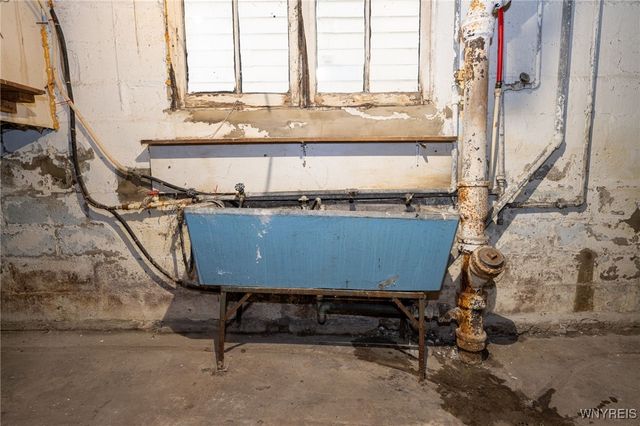 32 Magnolia Avenue, Buffalo, NY 14220