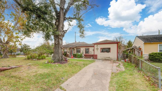 6601 Teluco Street, Houston, TX 77055