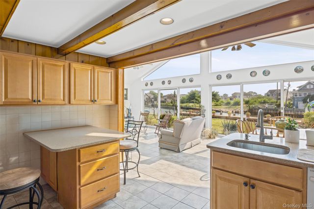 2436 Hempstead Lane, Wantagh, NY 11793