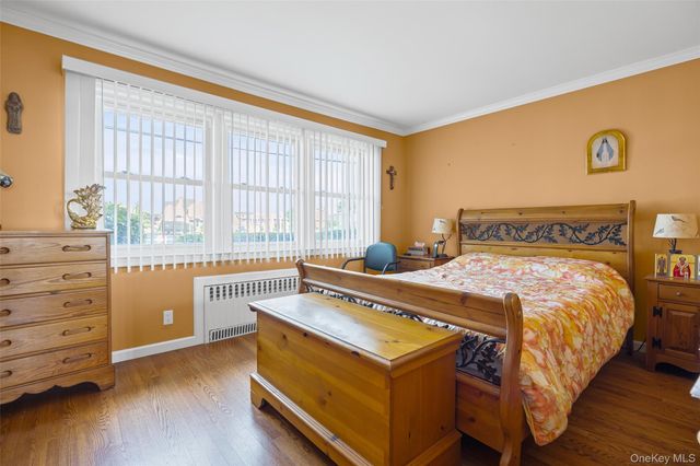 2436 Hempstead Lane, Wantagh, NY 11793