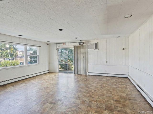 2436 Hempstead Lane, Wantagh, NY 11793