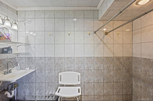 2436 Hempstead Lane, Wantagh, NY 11793