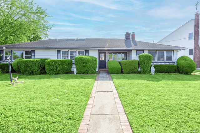 2436 Hempstead Lane, Wantagh, NY 11793