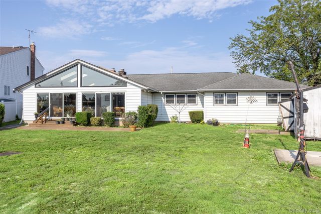 2436 Hempstead Lane, Wantagh, NY 11793