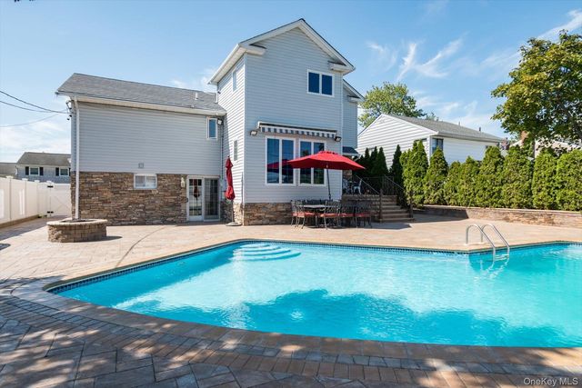 3235 Ilene Lane, Levittown, NY 11756