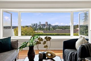 12168 SE 17th Place, Bellevue, WA 98005