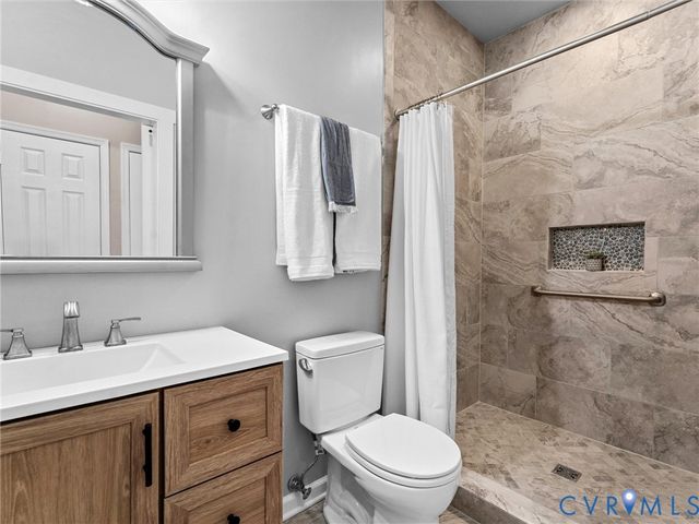 4115 Glouster Ln, Fredericksburg, VA 22408