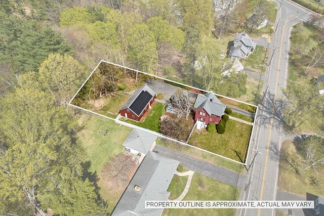 11 Glendale St, Easthampton, MA 01027