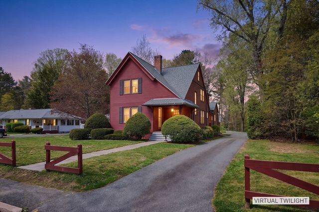 11 Glendale St, Easthampton, MA 01027
