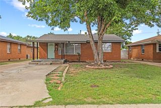 1509 Orient Avenue, Clinton, OK 73601