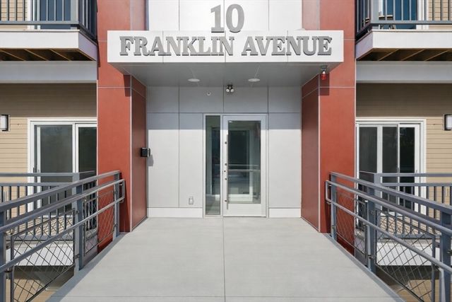 10 Franklin Ave 400, Revere, MA 02151