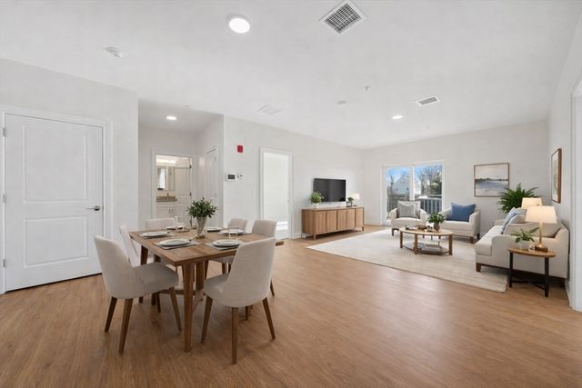 10 Franklin Ave 400, Revere, MA 02151