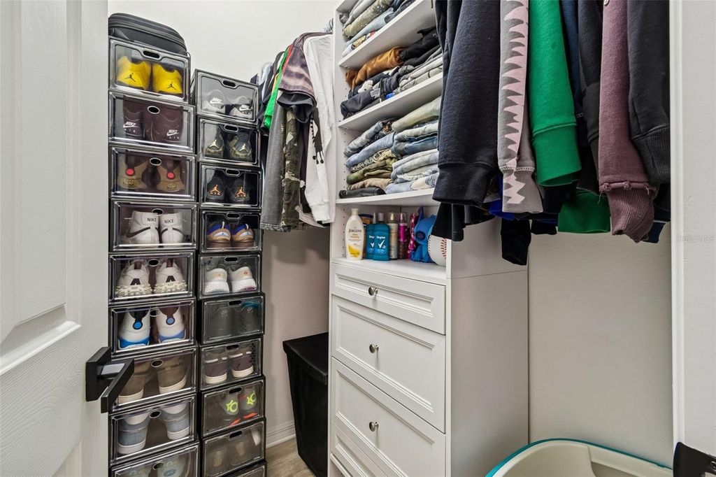 Image 40 of property listing at 2328 BRINLEY DRIVE, Trinity, FL 34655