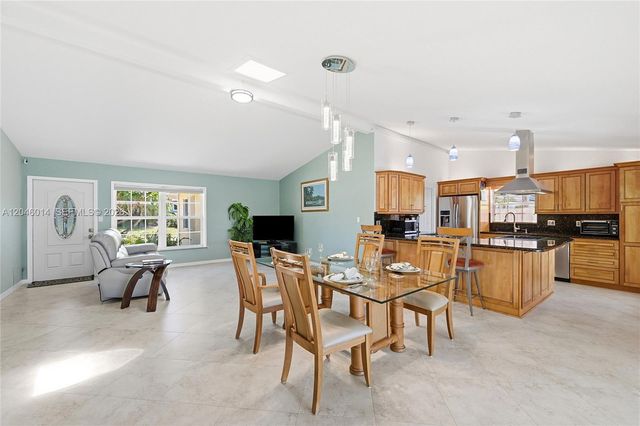 1625 SW 5th Ct, Fort Lauderdale, FL 33312