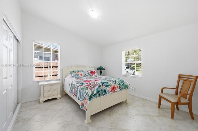 1625 SW 5th Ct, Fort Lauderdale, FL 33312