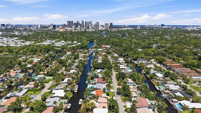 1625 SW 5th Ct, Fort Lauderdale, FL 33312