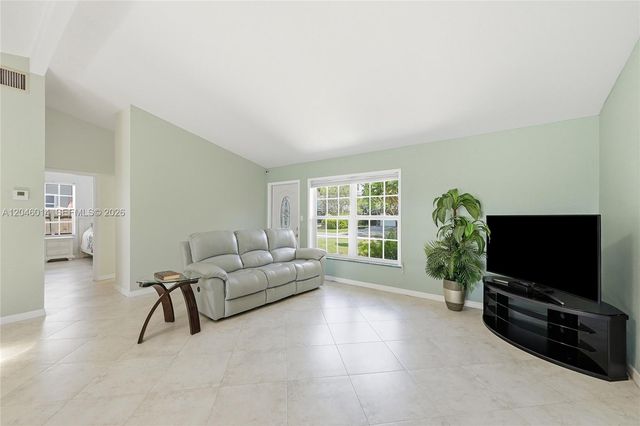 1625 SW 5th Ct, Fort Lauderdale, FL 33312